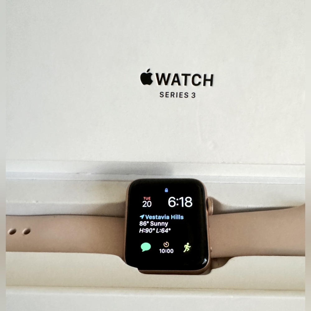 🍎 ⏱️ Apple Watch Series 3 - 42mm Rose Gold -EXCELLENT CONDITION